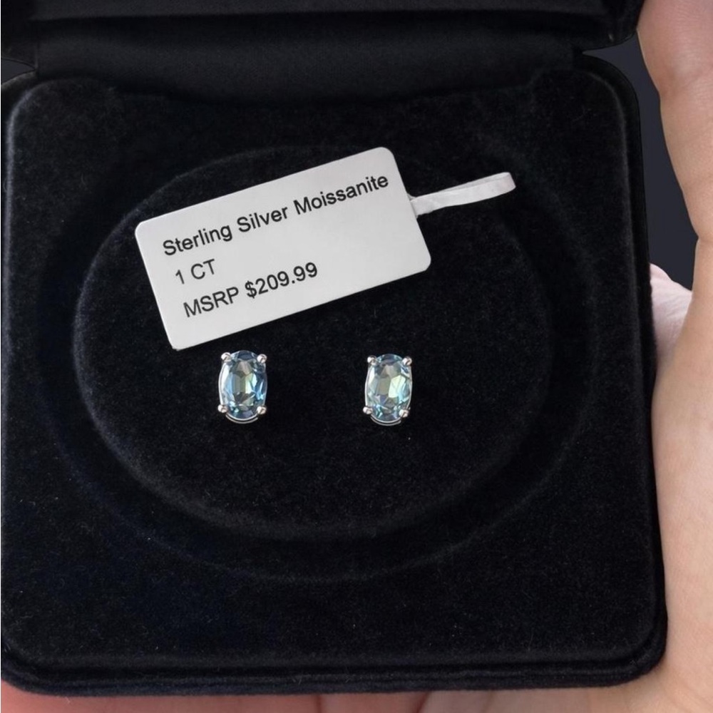 Sterling Silver Moissanite Stud Earrings - Light Blue -